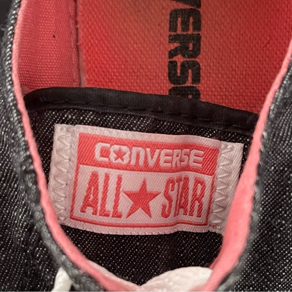 Womens All Star Converse Size 7 - Picture 11 of 12
